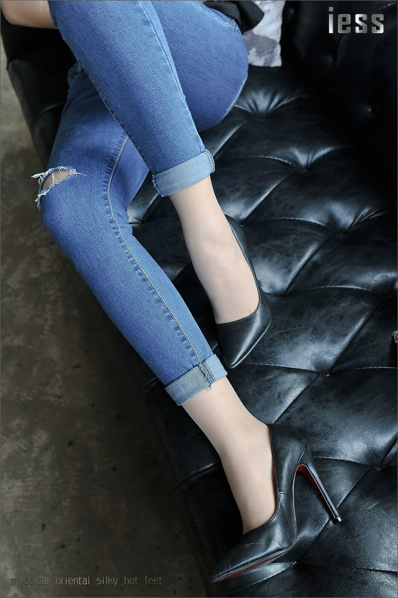 [IESS异思趣向] 2016.09.30 丝足便当007：《丝足高跟与牛仔裤 1》张馨月